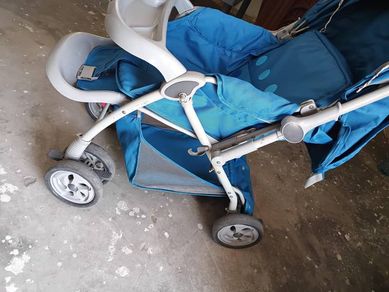 stroller 6