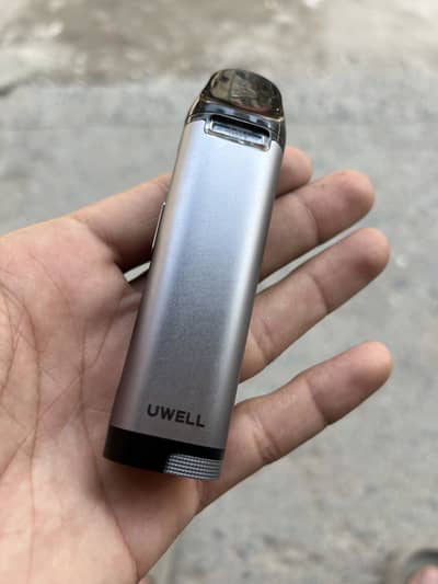 Uwell crown vape+pod new condition 10/10 18+