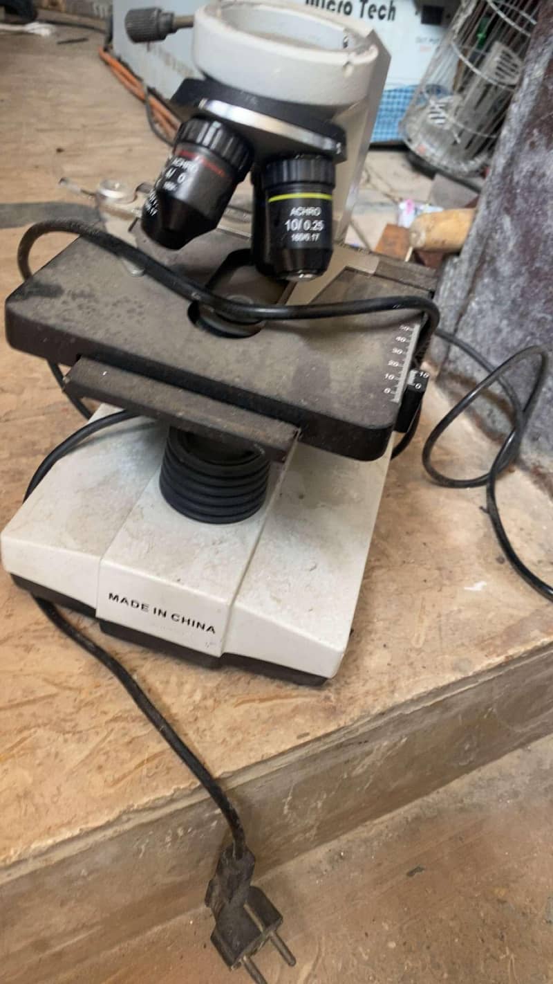 microscope 1