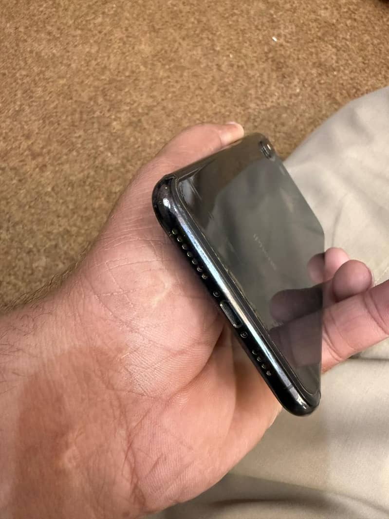 Apple xs Max 0