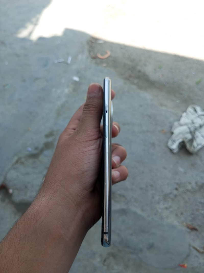 one plus 7t 2