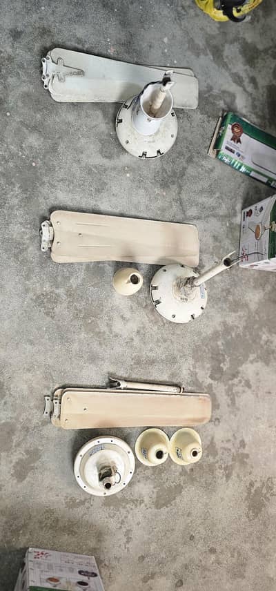 Celling Fan Used But Proper Work 3 FANS