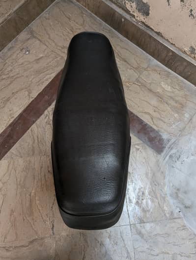CD 70 Seat
