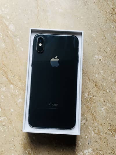iphone xs with box non pta.