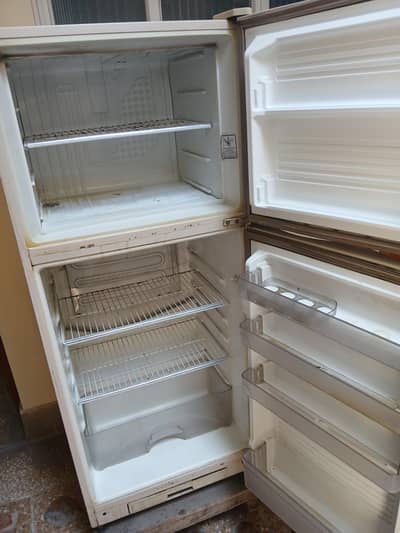 Dawlance freezer