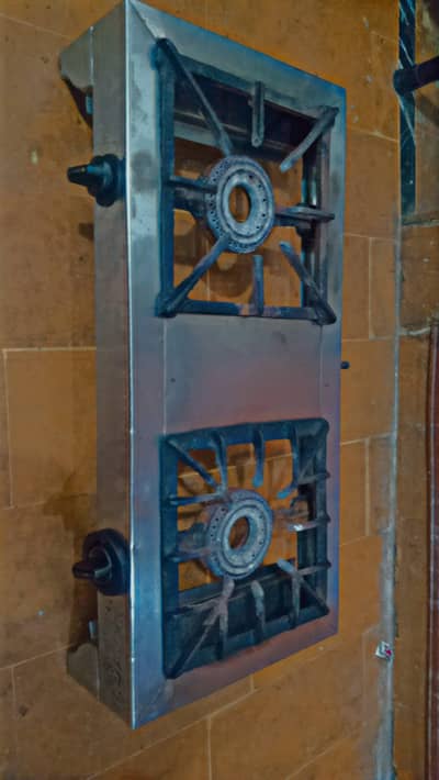 Manual stove