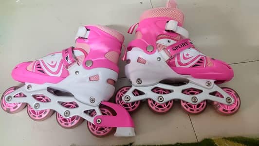 Adjustable inline skates in great condition that are slightly used