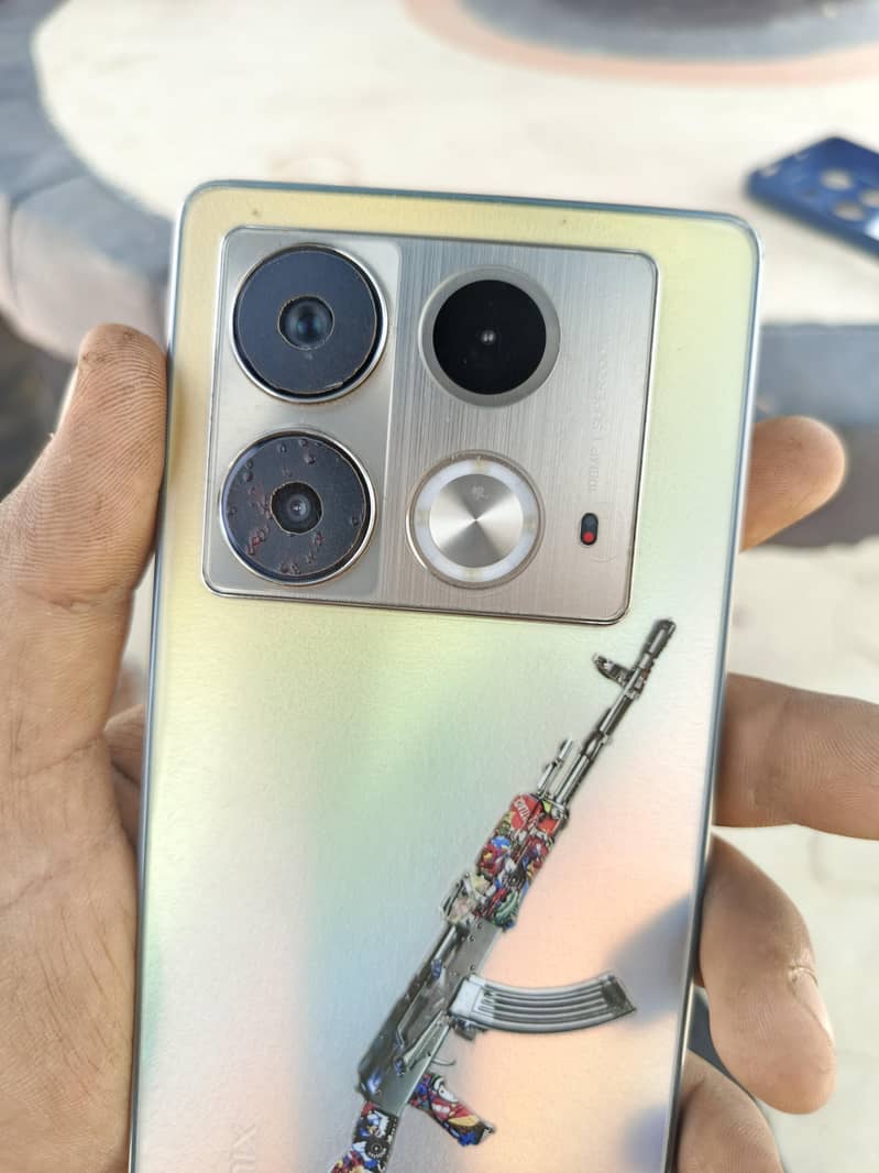 Infinix note 40 5