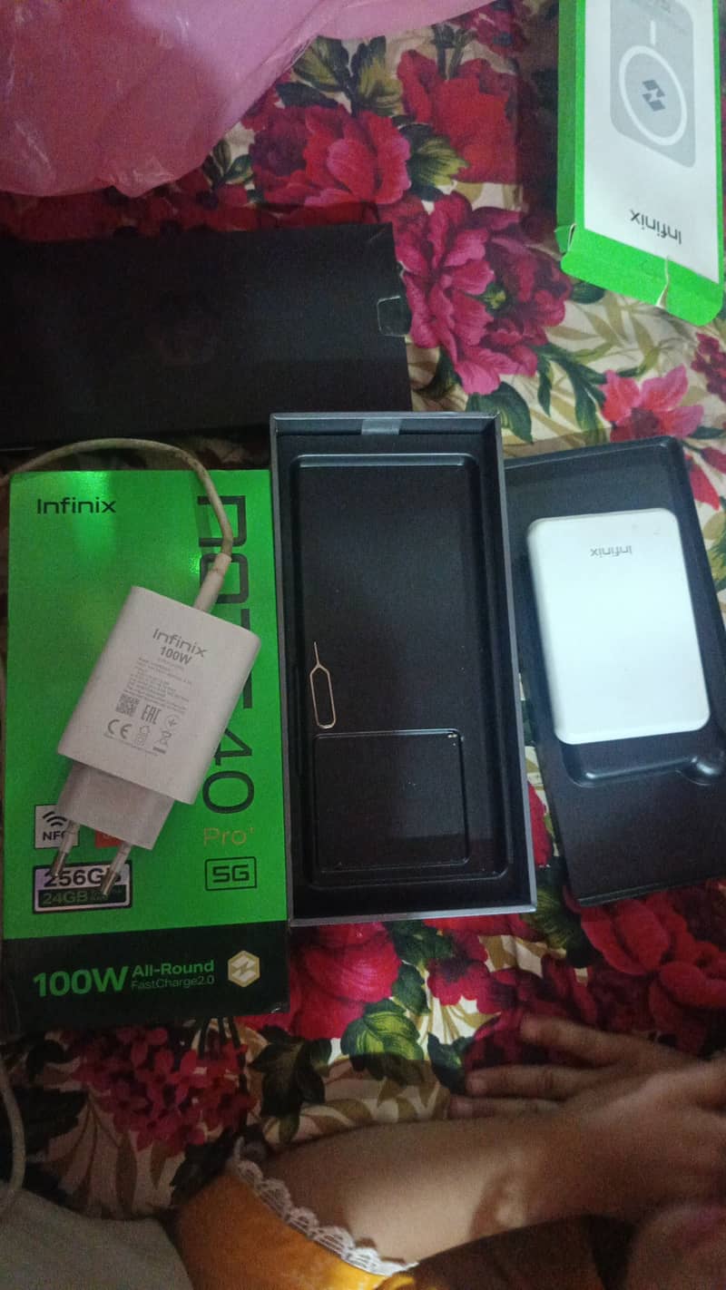 Infinix Note 40 Pro Plus 4