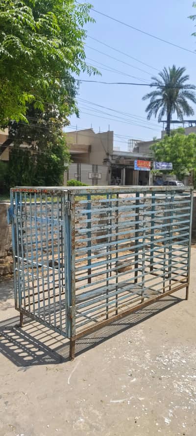 animals cage