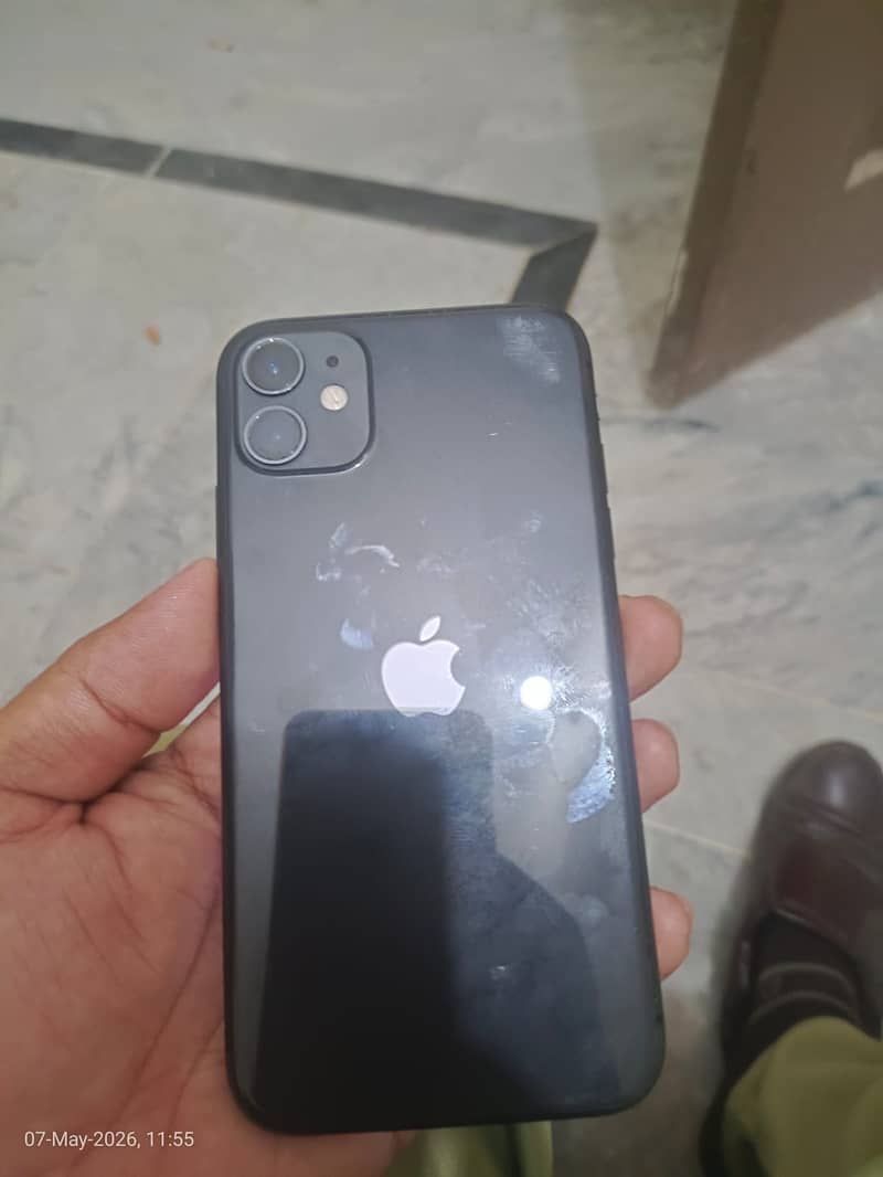 Apple iPhone 11 4