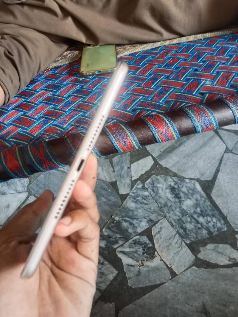 ipaid mini 5 1
