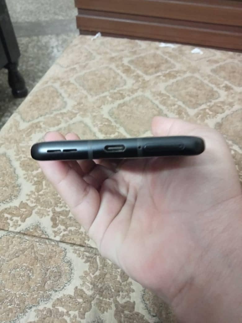 one plus 8pro 1