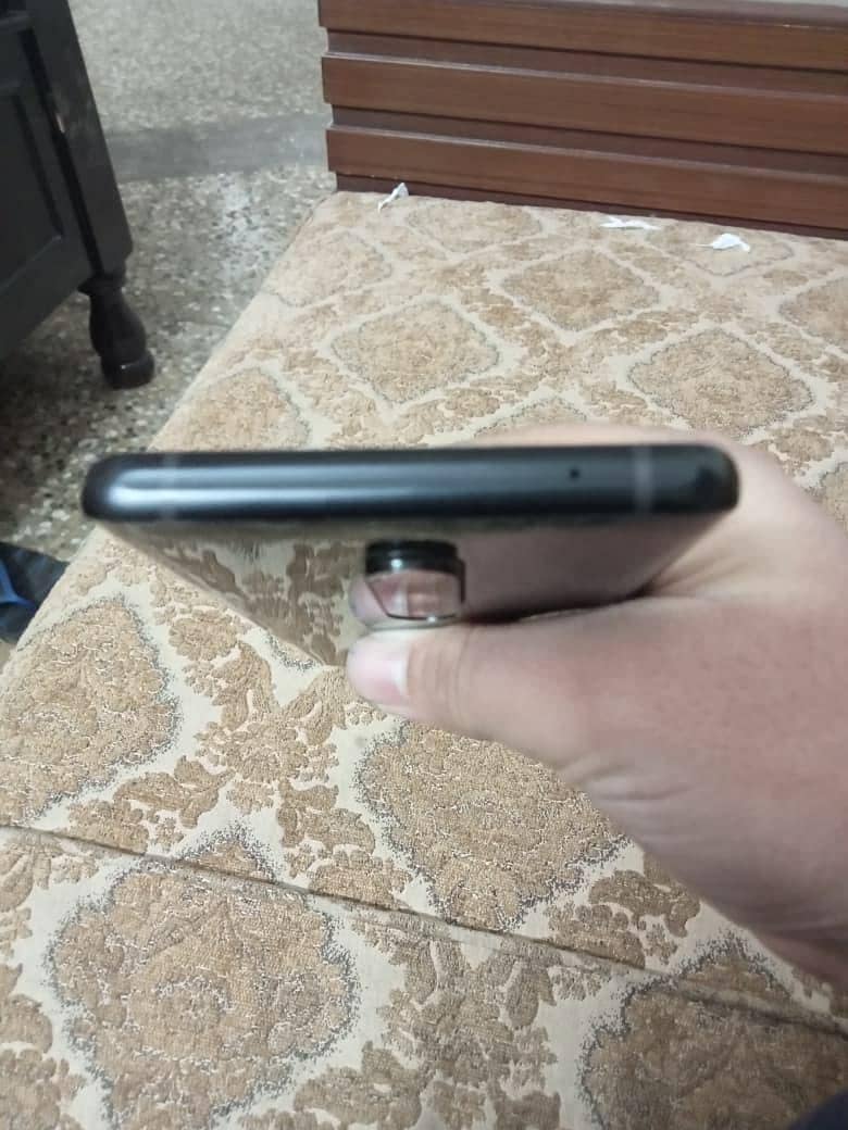 one plus 8pro 2