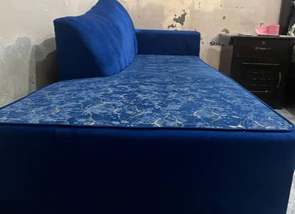 royle blue 3 seater sofa 10 by 10 condition