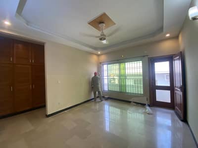 (14 Marla) Upper Portion Available for Rent G-13/2