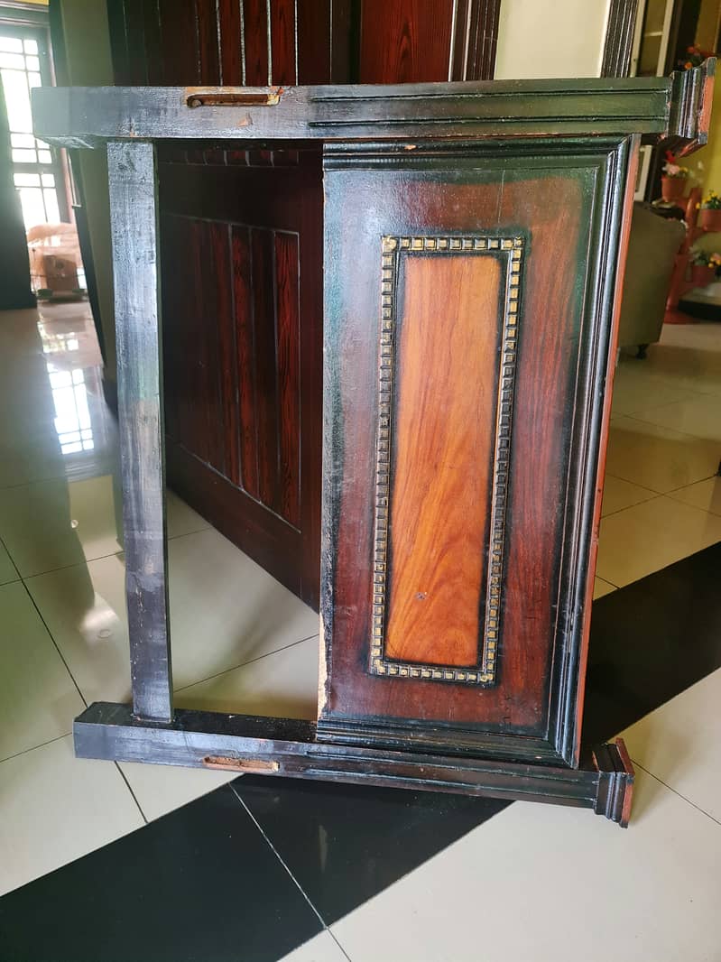 Single bed 0