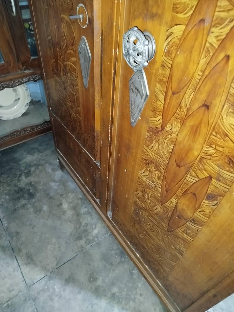almari 6