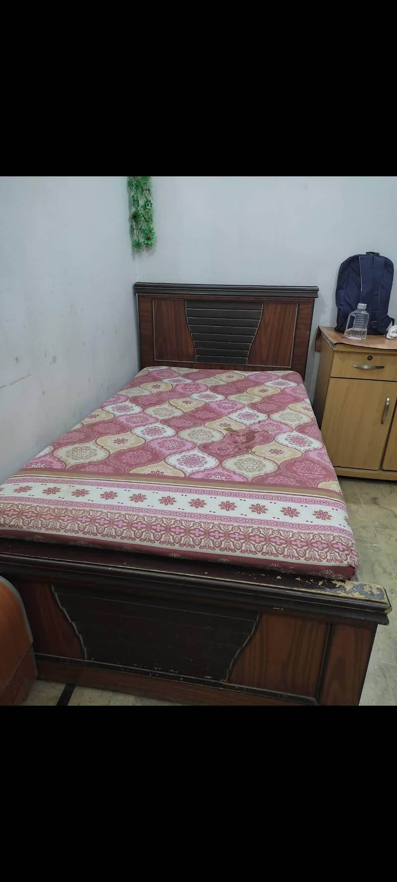 single bed 0