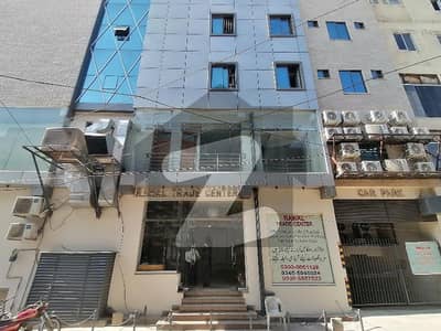 Prime Location 1524 Square Feet Office For rent In Saddar
