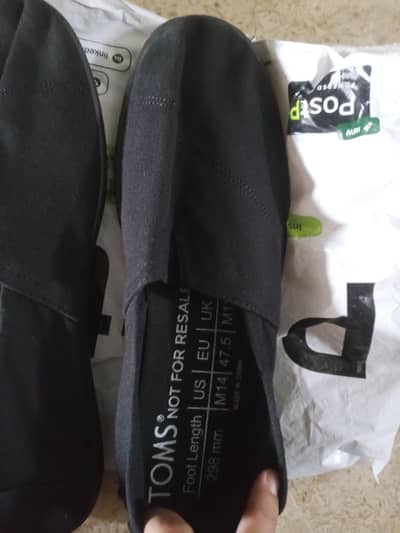Tom Shoes size 13