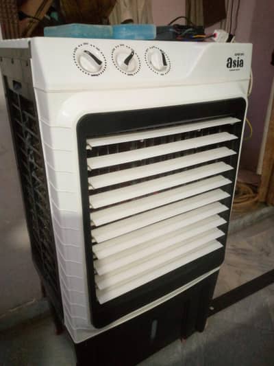 Cooler 12 Volt ice Wala Medium size