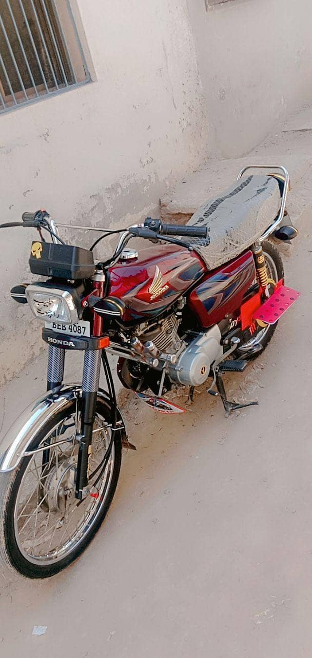 | Honda | CG 125 | Model 2022 | Condition 10/10 | 0