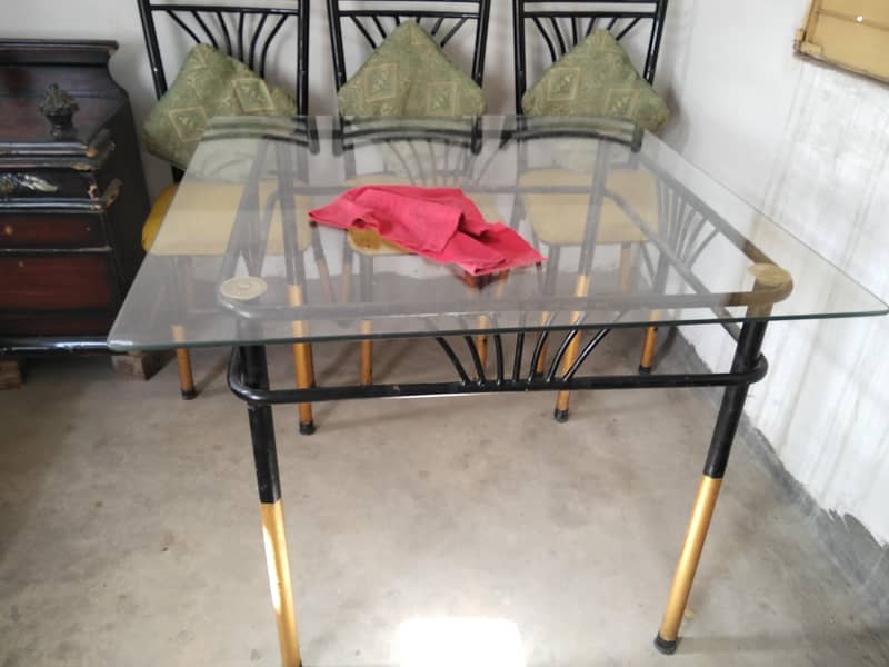 1table 4 chairs metal 0
