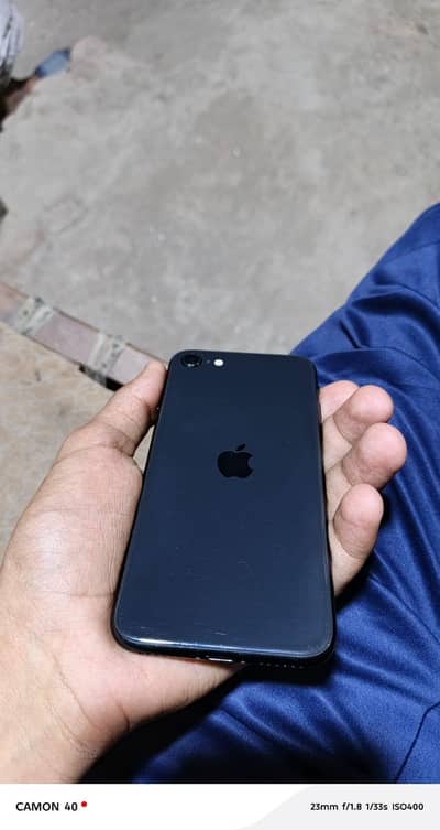 iPhone SE 2020 urgent sale
