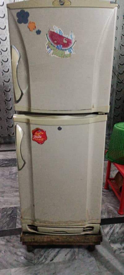 PEL Medium Size Fridge for Sale in Shadipura Daroghawala, Lahore