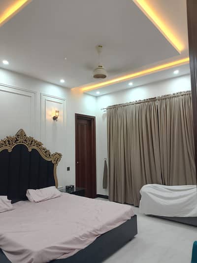 1 BED FULL APRTMENT FOR RENT IN BAHRIA TOWN LAHORE
