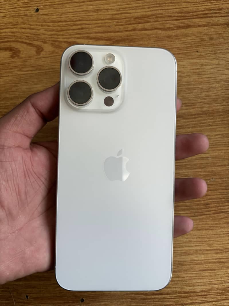 iphone 15 pro max 0