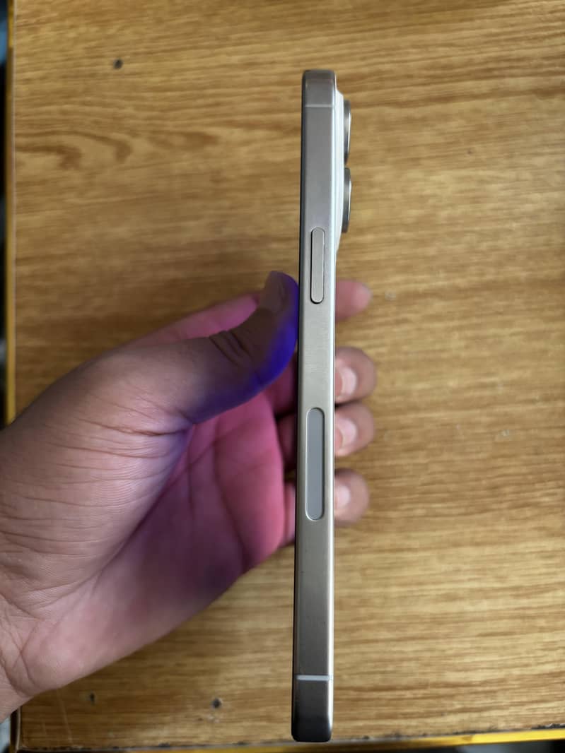iphone 15 pro max 1