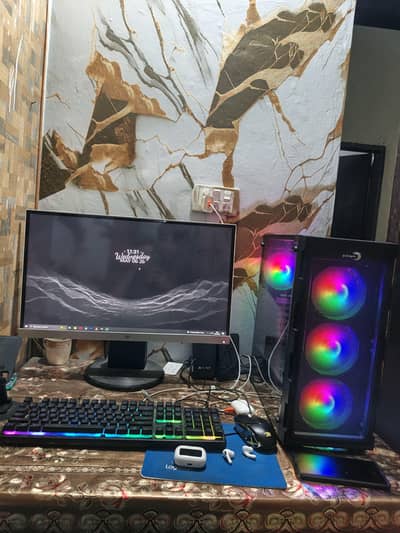 Selling my brand new pc  core i7