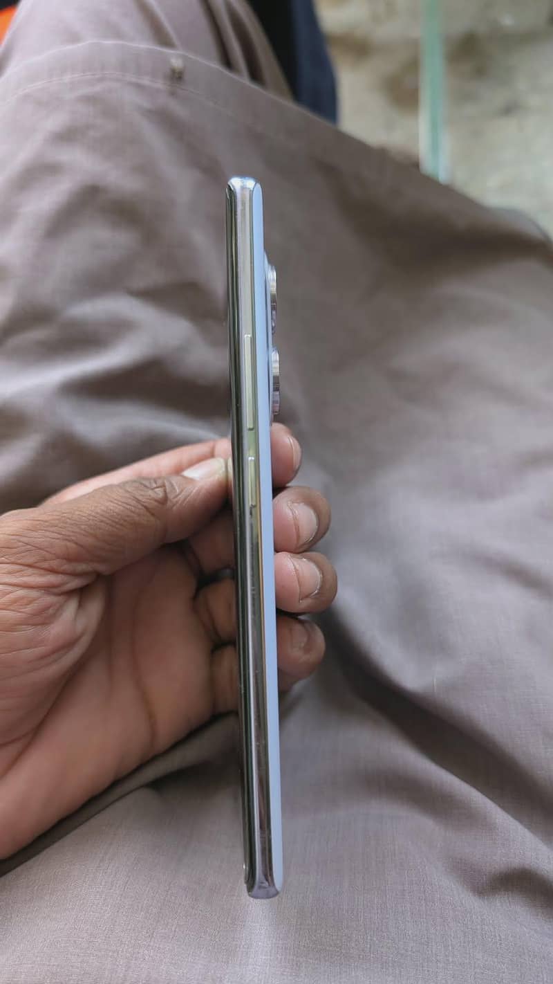 redmi note 14 Pro 4