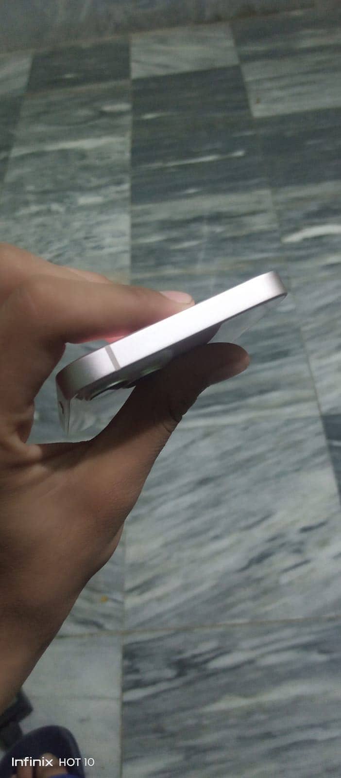iPhone 13 jv 2