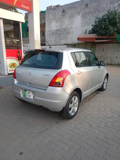 Suzuki swift dlx