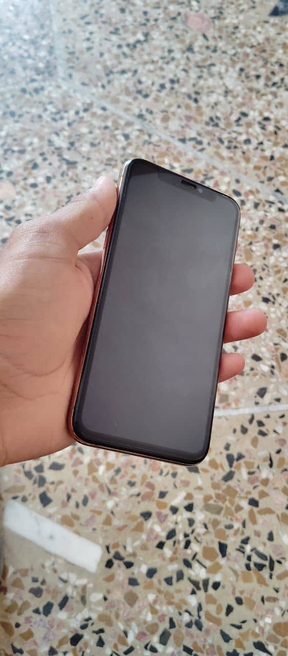 iphone xs 0