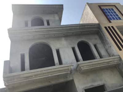 5 Marla House Available For Sale In New Lala zar