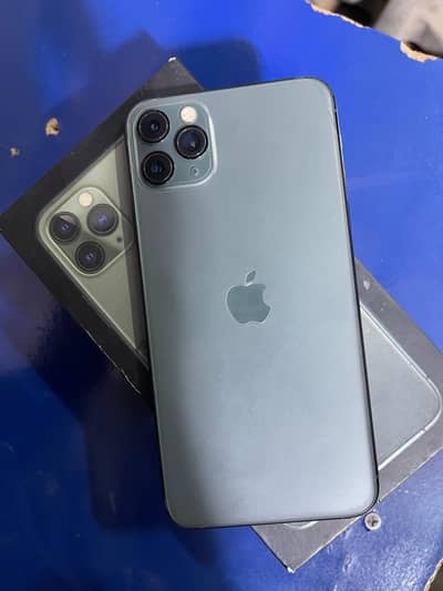 Iphone 11 pro Maxx with box 