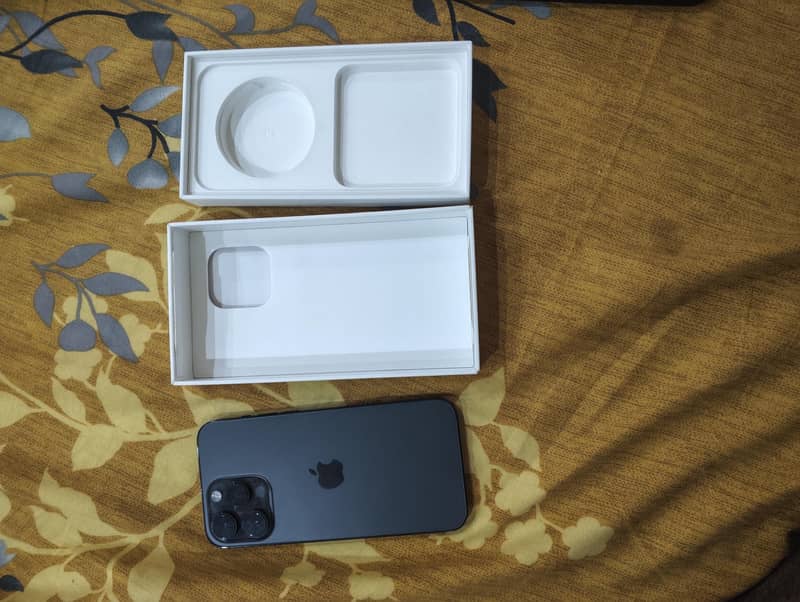 Iphone 14 pro max 9