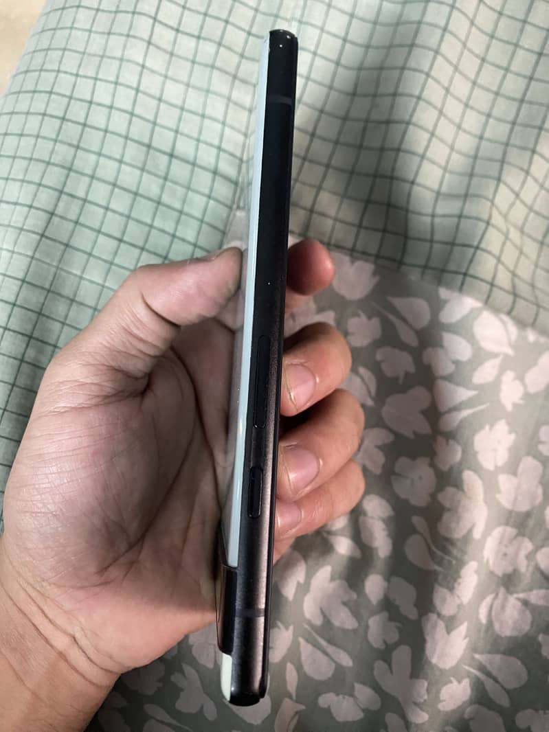 Google pixel 6A 1
