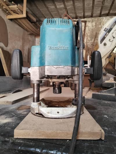 Wood Router Machine (Makita)