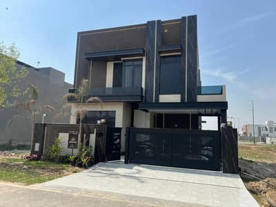 10 Marla Luxurious Brand New House for Sale in DHA Phase 7 Lahore
