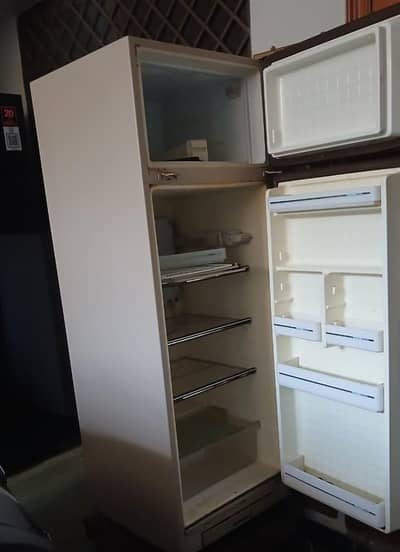 dawlance fridge
