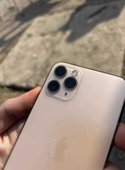Iphone 11 pro 64 pta