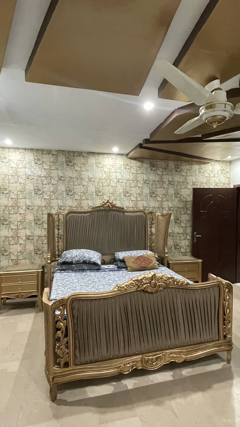 Bed set complete without mattress 6