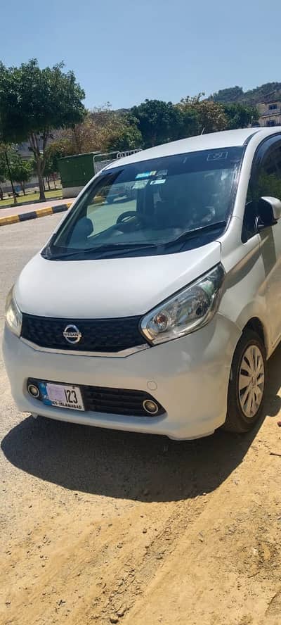 Nissan Dayz 2015