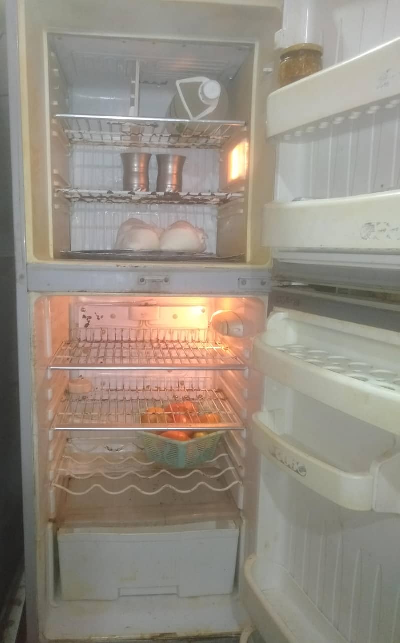 ORIENT FRIDGE 2