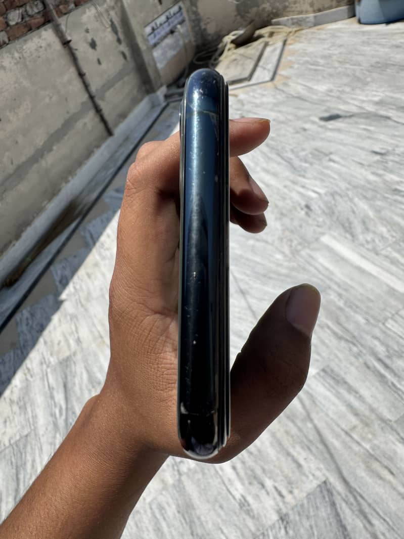 IPhone 11 pro max 5